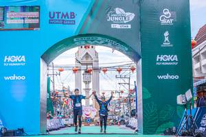 BIB: 201
                            <button type="button" onclick="openModal(21782907)" class="btn btn-primary btn-sm float-right btn-popup" data-toggle="modal" data-target=".modal-high-quality">
                        <i class="fas fa-shopping-cart"></i> Add to Cart
                    </button>
                                            <button type="button" onclick="isThisMe(21782907, true)" class="btn btn-success btn-sm float-right btn-popup btn-isme hidden" data-toggle="tooltip" data-placement="bottom" title="นี่คือรูปของคุณใช่ไหม คลิกที่นี่เพื่อเอาเข้าอัลบั้ม">
                        <i class="fas fa-plus"></i> Add to album
                    </button>
                    <button type="button" onclick="isThisMe(21782907, false)" class="btn btn-warning btn-sm float-right btn-popup btn-isnotme hidden">
                        <i class="fas fa-ban"></i> Remove from album
                    </button>